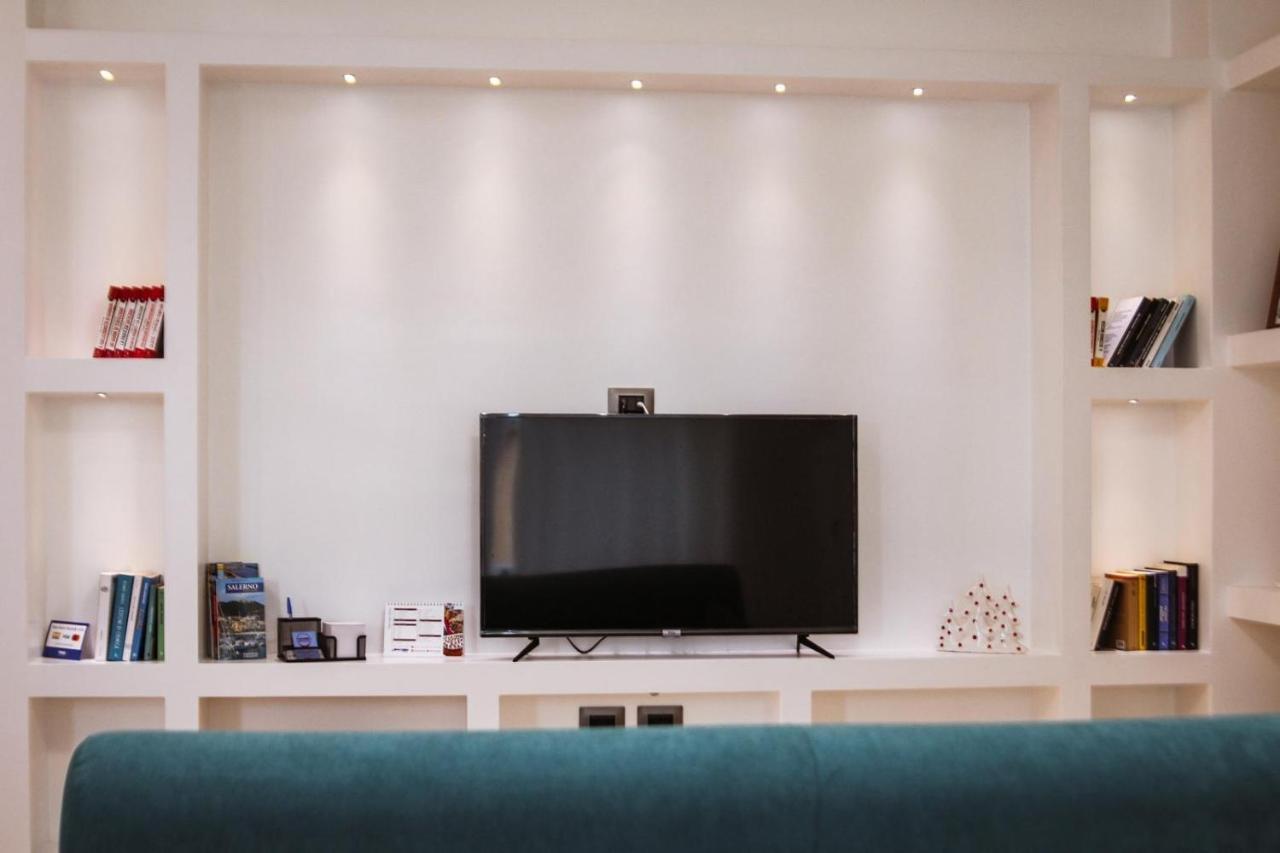 Carnale Guest House ซาแลร์โน ภายนอก รูปภาพ